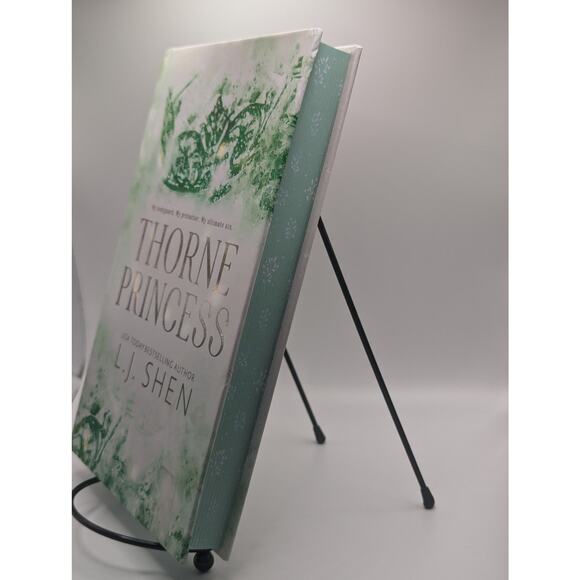 SIGNED Thorne Princess by LJ Shen - Picture 4 of 7